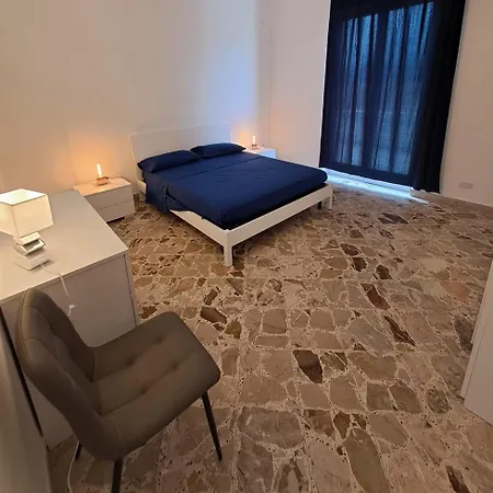 Residenza Paola * פלרמו